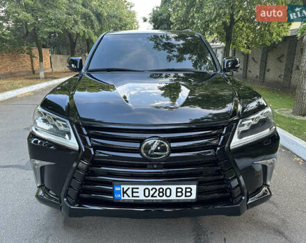Черный Лексус ЛХ, объемом двигателя 5.66 л и пробегом 298 тыс. км за 65000 $, фото 53 на Automoto.ua
