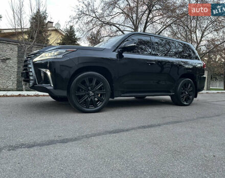 Черный Лексус ЛХ, объемом двигателя 5.66 л и пробегом 158 тыс. км за 69900 $, фото 6 на Automoto.ua