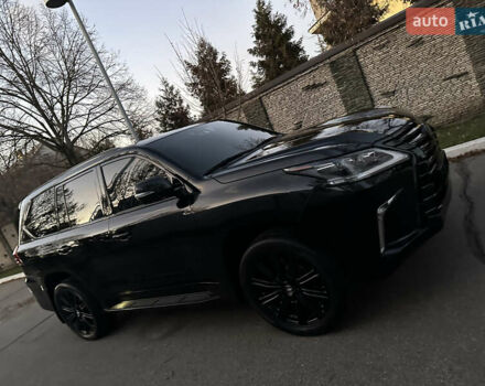 Черный Лексус ЛХ, объемом двигателя 5.66 л и пробегом 158 тыс. км за 69900 $, фото 104 на Automoto.ua