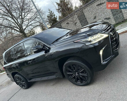 Черный Лексус ЛХ, объемом двигателя 5.66 л и пробегом 158 тыс. км за 69900 $, фото 20 на Automoto.ua