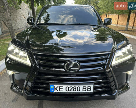 Черный Лексус ЛХ, объемом двигателя 5.66 л и пробегом 298 тыс. км за 65000 $, фото 32 на Automoto.ua