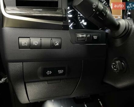 Лексус ЛХ 2018 у Львові на Automoto.ua Чорний Лексус ЛХ, об'ємом двигуна 4.46 л та пробігом 72 тис. км за 81700 $, фото 48 на Automoto.ua