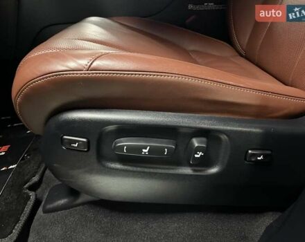 Лексус ЛХ 2018 у Львові на Automoto.ua Чорний Лексус ЛХ, об'ємом двигуна 4.46 л та пробігом 72 тис. км за 81700 $, фото 29 на Automoto.ua