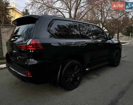 Черный Лексус ЛХ, объемом двигателя 5.66 л и пробегом 158 тыс. км за 69900 $, фото 109 на Automoto.ua