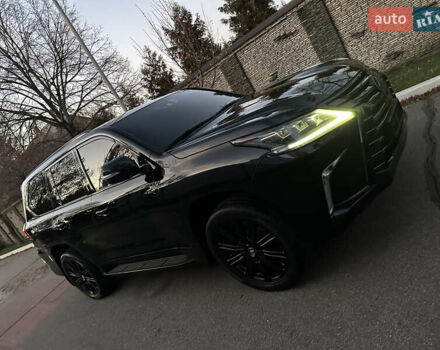 Черный Лексус ЛХ, объемом двигателя 5.66 л и пробегом 158 тыс. км за 69900 $, фото 94 на Automoto.ua