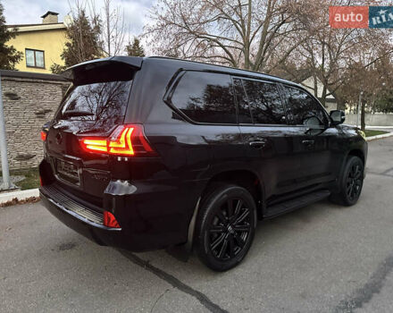Черный Лексус ЛХ, объемом двигателя 5.66 л и пробегом 158 тыс. км за 69900 $, фото 79 на Automoto.ua