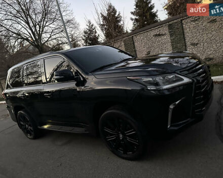 Черный Лексус ЛХ, объемом двигателя 5.66 л и пробегом 158 тыс. км за 69900 $, фото 106 на Automoto.ua
