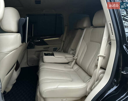 Черный Лексус ЛХ, объемом двигателя 5.66 л и пробегом 158 тыс. км за 69900 $, фото 44 на Automoto.ua