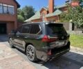 Черный Лексус ЛХ, объемом двигателя 5.66 л и пробегом 53 тыс. км за 95000 $, фото 4 на Automoto.ua