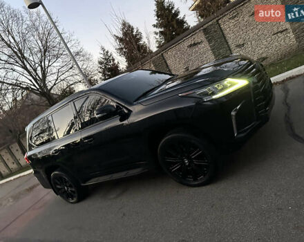 Черный Лексус ЛХ, объемом двигателя 5.66 л и пробегом 158 тыс. км за 69900 $, фото 93 на Automoto.ua