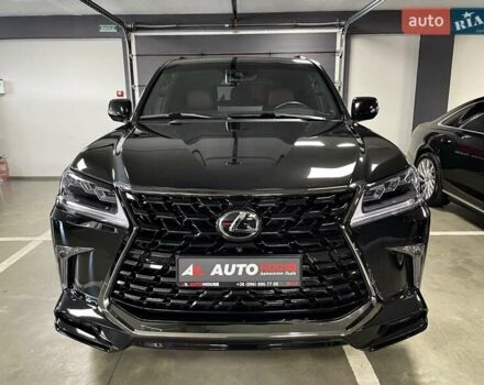 Лексус ЛХ 2018 у Львові на Automoto.ua Чорний Лексус ЛХ, об'ємом двигуна 4.46 л та пробігом 72 тис. км за 81700 $, фото 4 на Automoto.ua