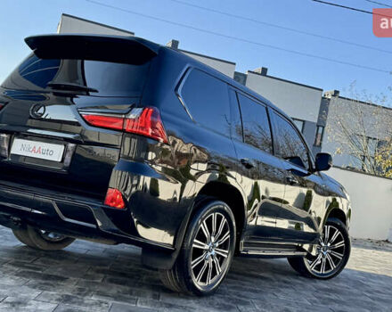 Черный Лексус ЛХ, объемом двигателя 4.46 л и пробегом 185 тыс. км за 67500 $, фото 19 на Automoto.ua