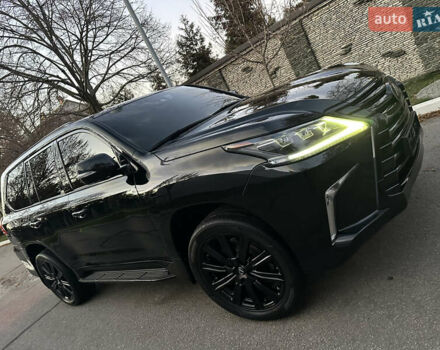 Черный Лексус ЛХ, объемом двигателя 5.66 л и пробегом 158 тыс. км за 69900 $, фото 86 на Automoto.ua