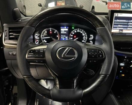 Лексус ЛХ 2018 у Львові на Automoto.ua Чорний Лексус ЛХ, об'ємом двигуна 4.46 л та пробігом 72 тис. км за 81700 $, фото 50 на Automoto.ua