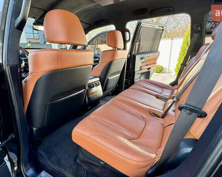 Черный Лексус ЛХ, объемом двигателя 4.46 л и пробегом 185 тыс. км за 67500 $, фото 103 на Automoto.ua