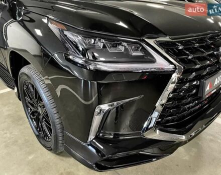 Лексус ЛХ 2018 у Львові на Automoto.ua Чорний Лексус ЛХ, об'ємом двигуна 4.46 л та пробігом 72 тис. км за 81700 $, фото 71 на Automoto.ua