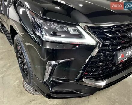 Лексус ЛХ 2018 у Львові на Automoto.ua Чорний Лексус ЛХ, об'ємом двигуна 4.46 л та пробігом 72 тис. км за 81700 $, фото 72 на Automoto.ua