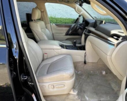 Лексус ЛХ 2019 у Кривому Розі на Automoto.ua Чорний Лексус ЛХ, об'ємом двигуна 5.7 л та пробігом 44 тис. км за 15600 $, фото 8 на Automoto.ua