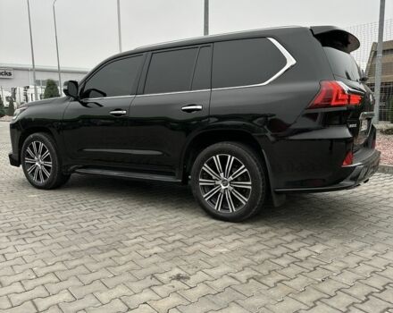 Черный Лексус ЛХ, объемом двигателя 5.7 л и пробегом 1 тыс. км за 72000 $, фото 1 на Automoto.ua