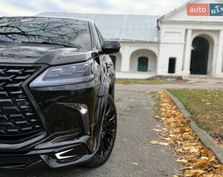 Черный Лексус ЛХ, объемом двигателя 4.46 л и пробегом 112 тыс. км за 82600 $, фото 23 на Automoto.ua