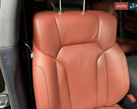 Чорний Лексус ЛХ, об'ємом двигуна 4.46 л та пробігом 147 тис. км за 69900 $, фото 46 на Automoto.ua