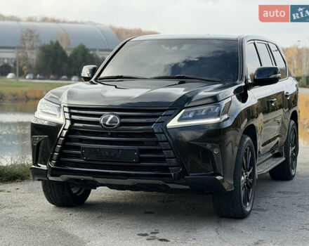 Чорний Лексус ЛХ, об'ємом двигуна 4.46 л та пробігом 74 тис. км за 84300 $, фото 2 на Automoto.ua
