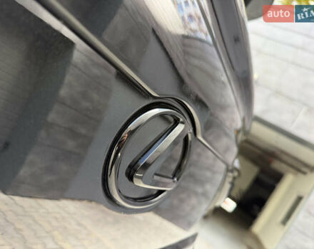 Чорний Лексус ЛХ, об'ємом двигуна 4.46 л та пробігом 147 тис. км за 69900 $, фото 27 на Automoto.ua