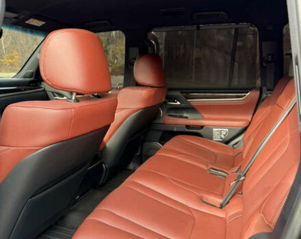 Чорний Лексус ЛХ, об'ємом двигуна 4.46 л та пробігом 74 тис. км за 84300 $, фото 28 на Automoto.ua