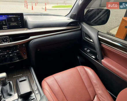 Чорний Лексус ЛХ, об'ємом двигуна 4.46 л та пробігом 147 тис. км за 69900 $, фото 59 на Automoto.ua