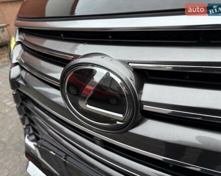 Черный Лексус ЛХ, объемом двигателя 4.46 л и пробегом 120 тыс. км за 69999 $, фото 32 на Automoto.ua