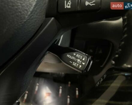 Чорний Лексус ЛХ, об'ємом двигуна 4.46 л та пробігом 156 тис. км за 73700 $, фото 51 на Automoto.ua