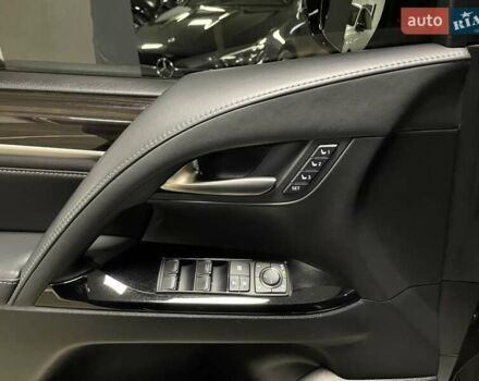 Чорний Лексус ЛХ, об'ємом двигуна 4.46 л та пробігом 156 тис. км за 73700 $, фото 26 на Automoto.ua