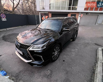 Черный Лексус ЛХ, объемом двигателя 5.66 л и пробегом 127 тыс. км за 76000 $, фото 5 на Automoto.ua