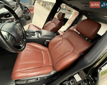 Черный Лексус ЛХ, объемом двигателя 5.66 л и пробегом 55 тыс. км за 81900 $, фото 48 на Automoto.ua