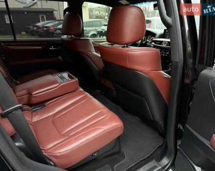 Черный Лексус ЛХ, объемом двигателя 4.46 л и пробегом 120 тыс. км за 69999 $, фото 63 на Automoto.ua