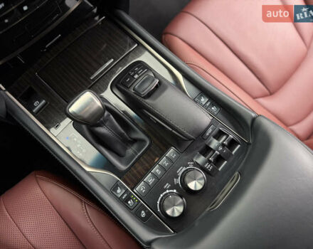 Черный Лексус ЛХ, объемом двигателя 4.46 л и пробегом 208 тыс. км за 70000 $, фото 46 на Automoto.ua