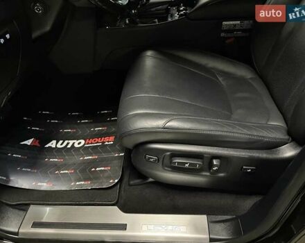 Чорний Лексус ЛХ, об'ємом двигуна 4.46 л та пробігом 156 тис. км за 73700 $, фото 28 на Automoto.ua