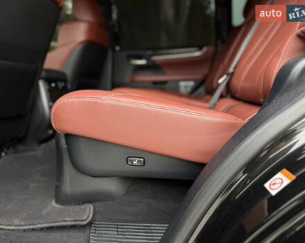 Черный Лексус ЛХ, объемом двигателя 4.46 л и пробегом 208 тыс. км за 70000 $, фото 57 на Automoto.ua