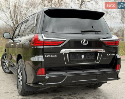 Черный Лексус ЛХ, объемом двигателя 5.66 л и пробегом 55 тыс. км за 81900 $, фото 28 на Automoto.ua