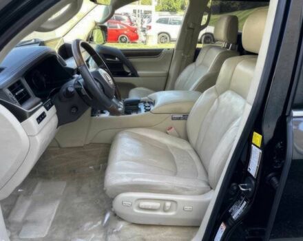 Лексус ЛХ 2019 у Кривому Розі на Automoto.ua Чорний Лексус ЛХ, об'ємом двигуна 5.7 л та пробігом 44 тис. км за 15600 $, фото 7 на Automoto.ua