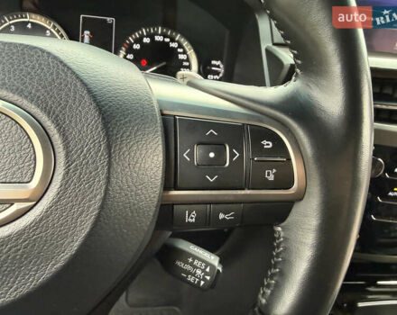 Черный Лексус ЛХ, объемом двигателя 5.66 л и пробегом 55 тыс. км за 81900 $, фото 71 на Automoto.ua