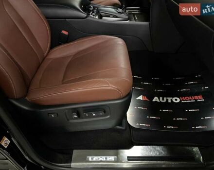 Чорний Лексус ЛХ, об'ємом двигуна 4.46 л та пробігом 85 тис. км за 82700 $, фото 41 на Automoto.ua