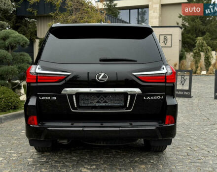 Черный Лексус ЛХ, объемом двигателя 4.46 л и пробегом 208 тыс. км за 70000 $, фото 19 на Automoto.ua