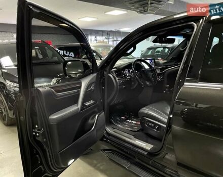 Чорний Лексус ЛХ, об'ємом двигуна 4.46 л та пробігом 156 тис. км за 73700 $, фото 23 на Automoto.ua