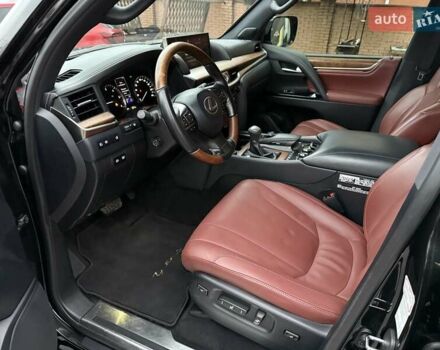 Черный Лексус ЛХ, объемом двигателя 4.46 л и пробегом 120 тыс. км за 69999 $, фото 75 на Automoto.ua