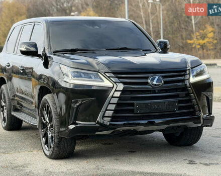 Чорний Лексус ЛХ, об'ємом двигуна 4.46 л та пробігом 74 тис. км за 84300 $, фото 3 на Automoto.ua