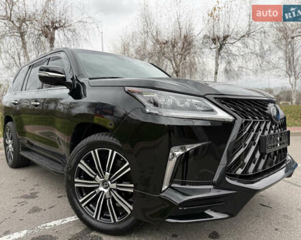 Черный Лексус ЛХ, объемом двигателя 5.66 л и пробегом 55 тыс. км за 81900 $, фото 15 на Automoto.ua