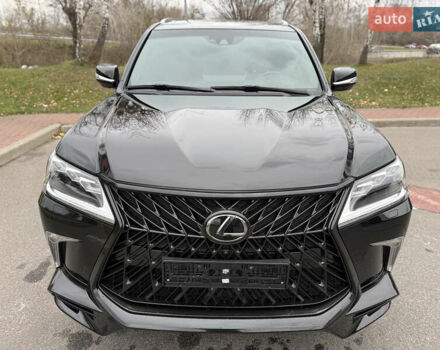 Черный Лексус ЛХ, объемом двигателя 5.66 л и пробегом 55 тыс. км за 81900 $, фото 5 на Automoto.ua
