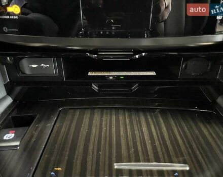 Чорний Лексус ЛХ, об'ємом двигуна 4.46 л та пробігом 156 тис. км за 73700 $, фото 69 на Automoto.ua