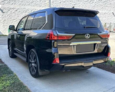 Лексус ЛХ 2019 у Кривому Розі на Automoto.ua Чорний Лексус ЛХ, об'ємом двигуна 5.7 л та пробігом 44 тис. км за 15600 $, фото 4 на Automoto.ua